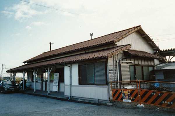 近畿日本鉄道２２－１１美濃高田.jpg