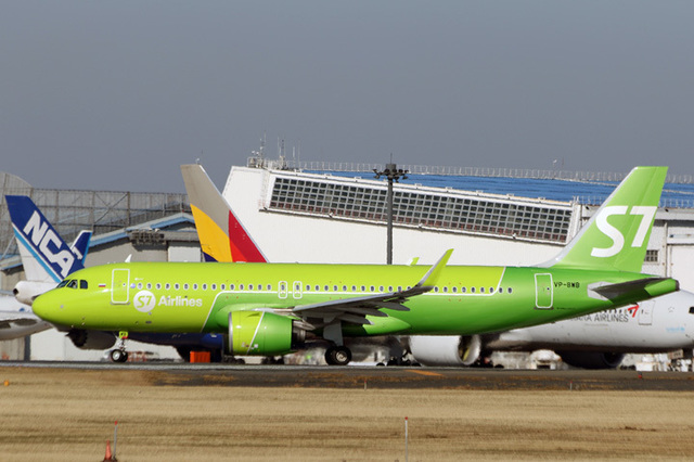 20200120-109 S7 Airlines A320-200 VP-BWB.jpg