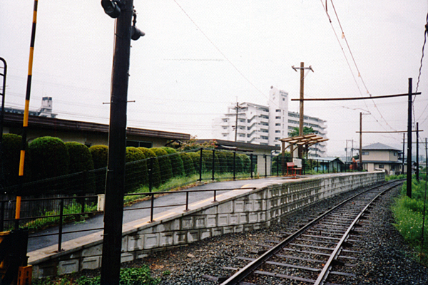 熊本電気鉄道０１－０５坪井川公園 1996.jpg