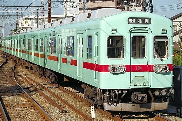 西日本鉄道600形 西鉄貝塚線開業100周年記念ラッピング電車2両